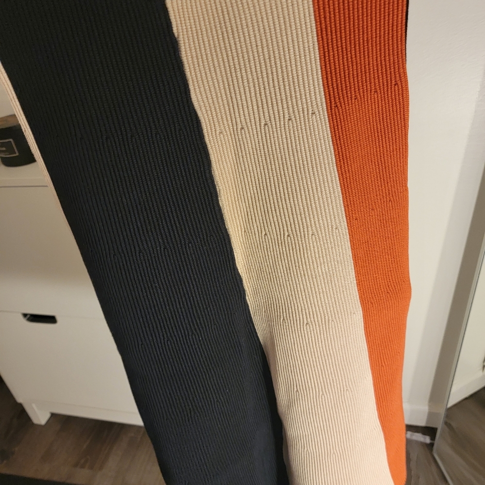Abstract skirt - Picture 5 of 6